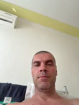 XXX chat uživo modela SIRMASTERDOMINATORXXL