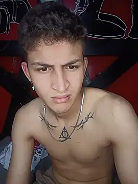 Axel_Romanov লাইভ XXX চ্যাট