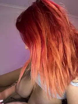 XXX chat uživo modela Nyvera