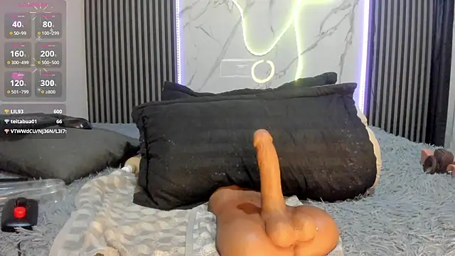 Chat XXX Live Morochaa-fire