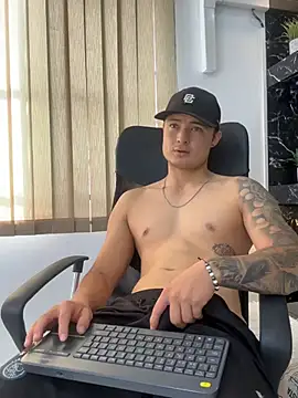 Alexander_ferre Show Webcam