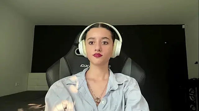 Živý XXX chat NakishaPreedom