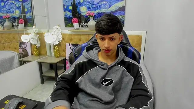 Chat XXX en directo de AdrianFranko