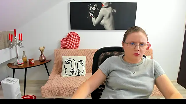 IrenneBates 现场XXX聊天
