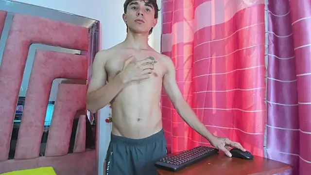 Chatroom XXX en direct de MaximumSteel_