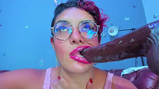 Kaira_mosse's Live XXX Chat