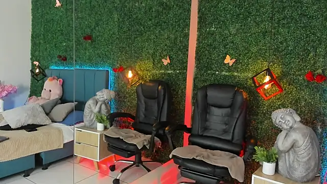 Sala de chat ao vivo de Linagh_