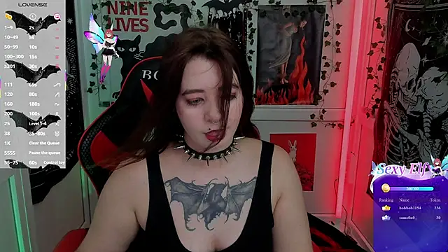PurpleRune's Live XXX Chat