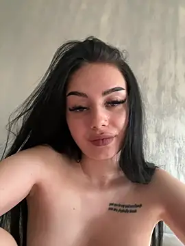 Briana_lrs Webcam show