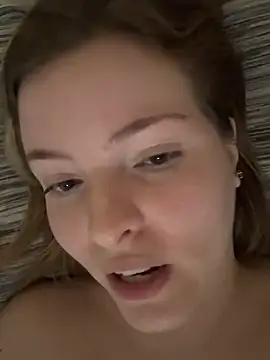 heyitskiara's Live XXX Chat