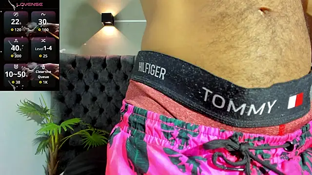 Salomon_koude Adlı Modelin Canlı XXX Sohbeti