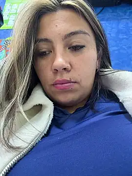 Chat XXX en directo de LIZ-06_