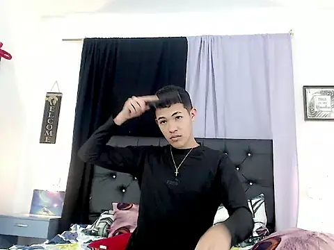 Chat XXX en directo de RoySteven