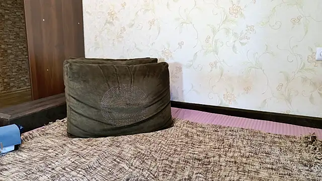 MARMELADINKA-'s Live XXX Chat
