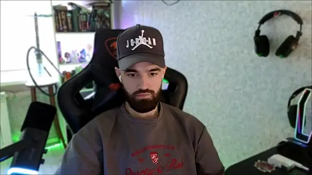 Živý XXX chat _Serious_Man