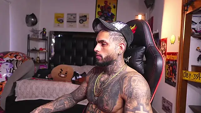 Živý XXX chat logan_hugh8