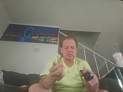 yourMasterisBored: απευθείας συνομιλία ΧΧΧ