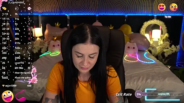 AmberDismond 现场XXX聊天