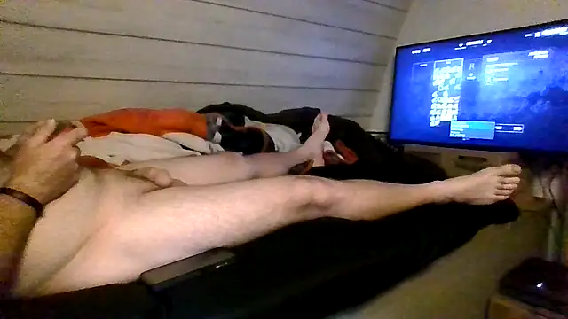 ThisGuy42o's Live XXX Chat