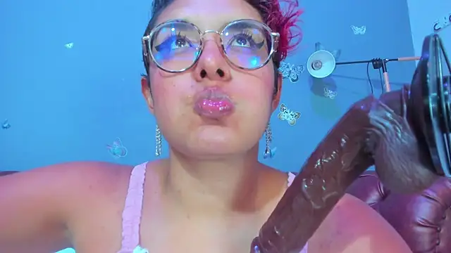 Kaira_mosse's Live XXX Chat