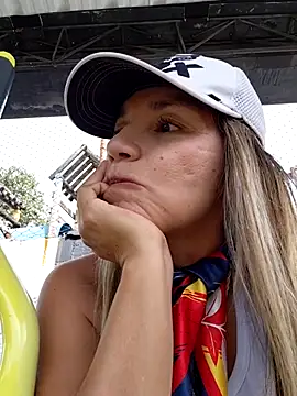 Živý XXX chat Ms_lunaRose