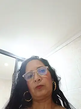 AnnaArela Live XXX-chat