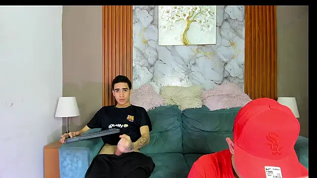 XXX chat uživo modela GOLDEN_BOSS