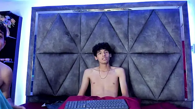 XXX chat uživo modela Valerios_