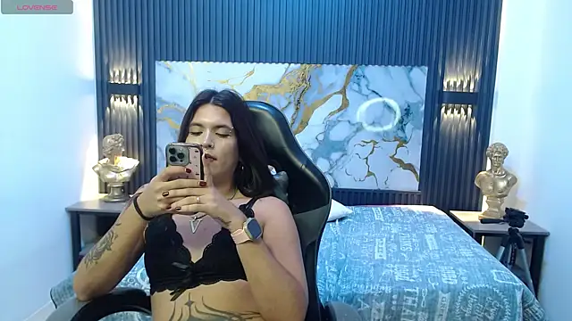 Chat +18 de CryBabyVelvet ao vivo