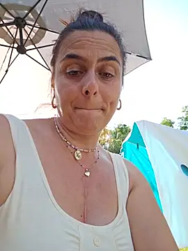 Chatroom XXX en direct de IsabelleCraft