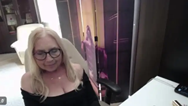 sofia_xkissのライブXXXチャット
