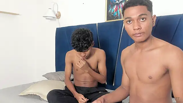 An_fox23 Adlı Modelin Canlı XXX Sohbeti