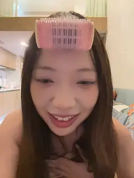 YY-1-1-1 Live XXX-chat