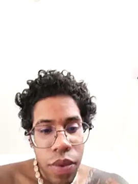 Chat +18 de THEGOATHL ao vivo