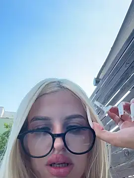 Steffi_Snowbunny – Kamerová šou