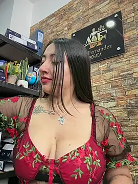 _Sarah-Office1's Live XXX Chat