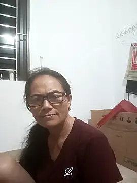Vieekee 现场XXX聊天