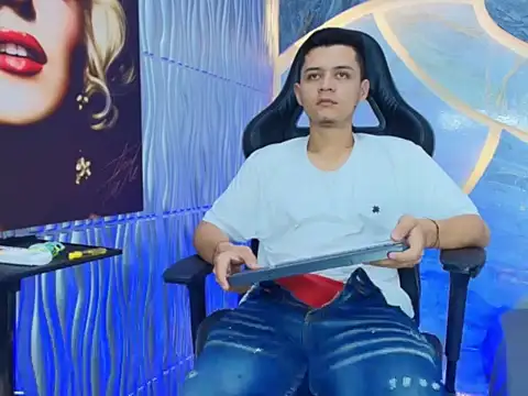 Benjamin_Alam Live XXX-chat
