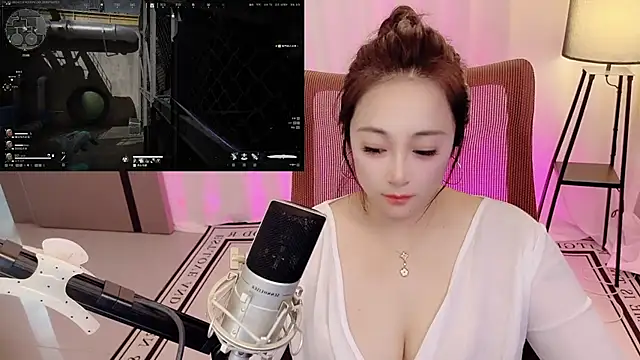 Daisy-77 XXX чат на живо