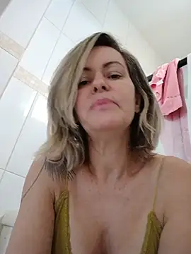Misaudibel's Live XXX Chat