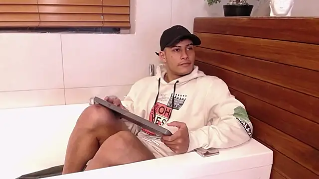 angelsilva_ élő XXX-chatje