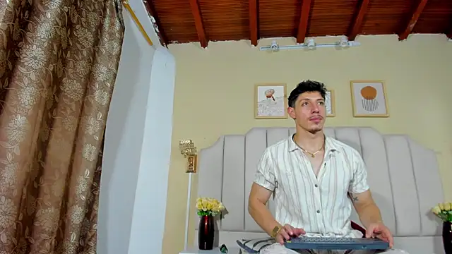 Chat +18 de AngelsBeaumont ao vivo