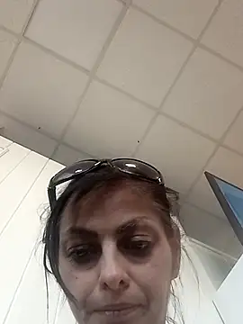 ChantalXOrchid Adlı Modelin Canlı XXX Sohbeti