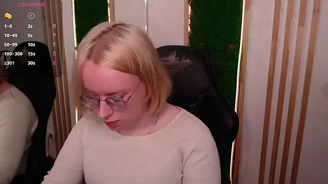 Amanda_Butlerr 现场XXX聊天