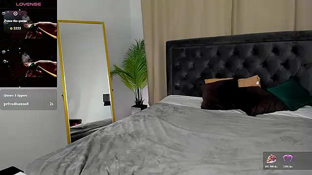 rina-balle Adlı Modelin Canlı XXX Sohbeti