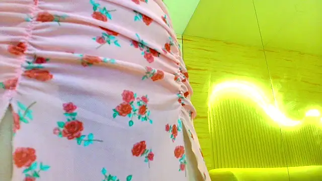 Chat +18 de Chloe__r ao vivo