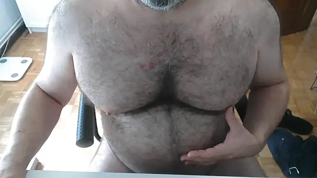 mikeyhotbear – webcam-show