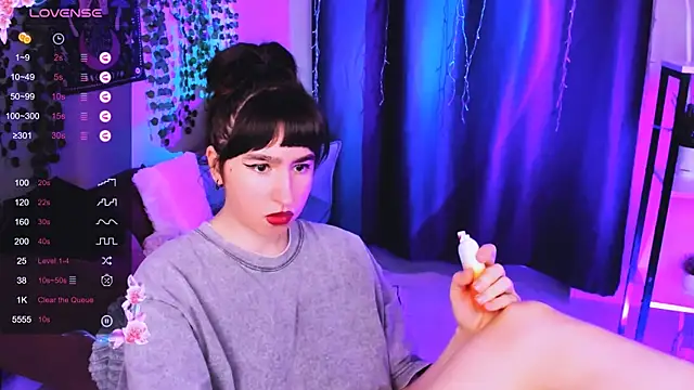 دردشة Lily_xBabe الجنسية المباشرة