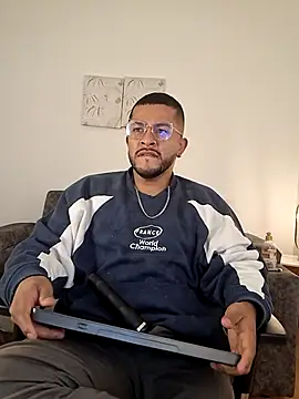BrunoSilva_ élő XXX-chatje