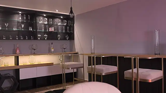 دردشة NaomiSainz الجنسية المباشرة